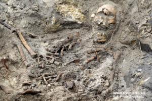 Ekshumacja szczątków żołnierzy niemieckich w Strzelcach Opolskich 
